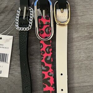 NWT Betsey Johnson Pink Leopard , black and cream thin faux leather belt. Size M